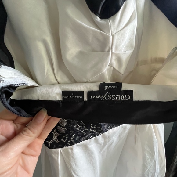 Black and white Guess Dress - Picture 3 of 3